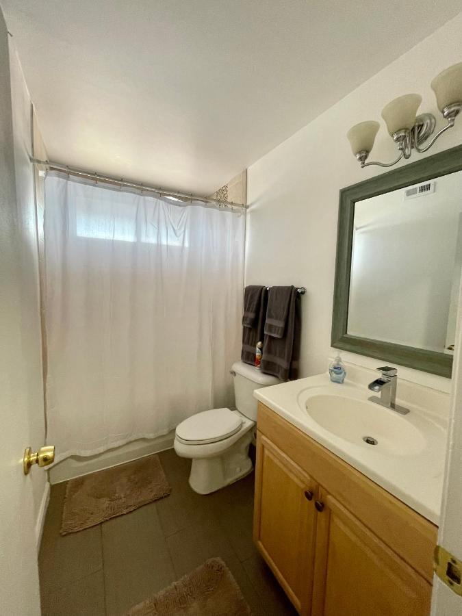Urban Las Vegas Colonial In The Heart Of Vegas Villa ภายนอก รูปภาพ